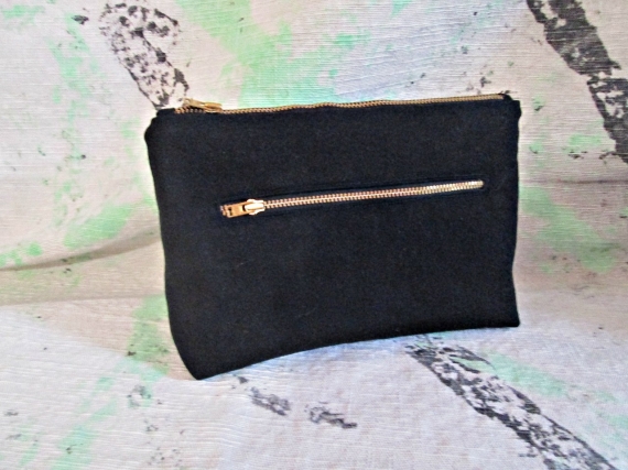 Джинсовая косметичка, лоскутное шитье.