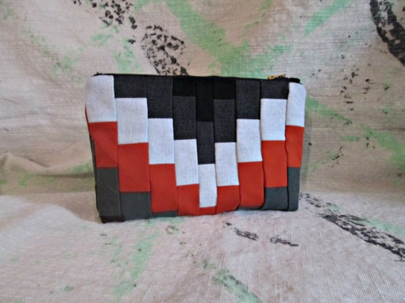 Джинсовая косметичка, лоскутное шитье.