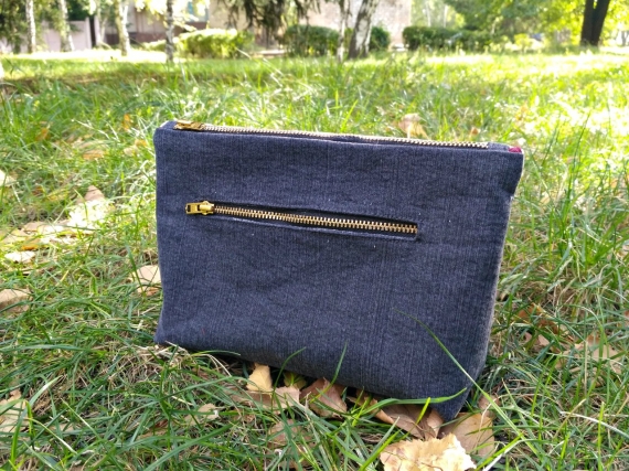 Косметичка джинсовая, лоскутное шитье.