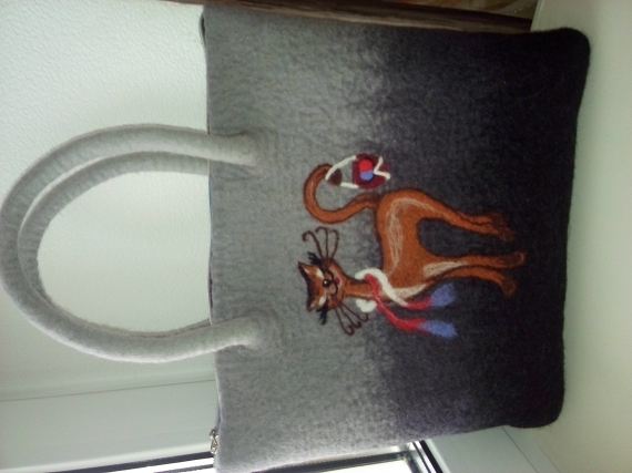 Валяная сумочка "Котэ"