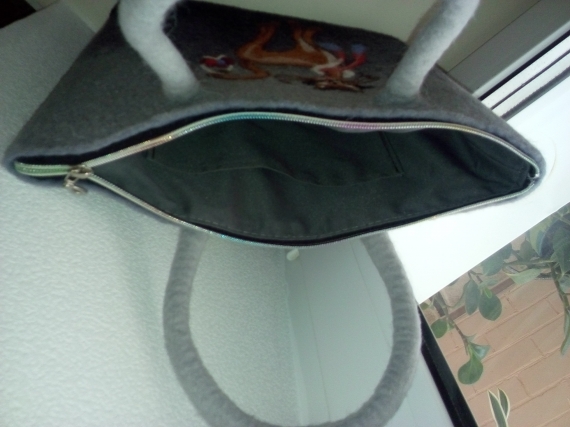 Валяная сумочка "Котэ"