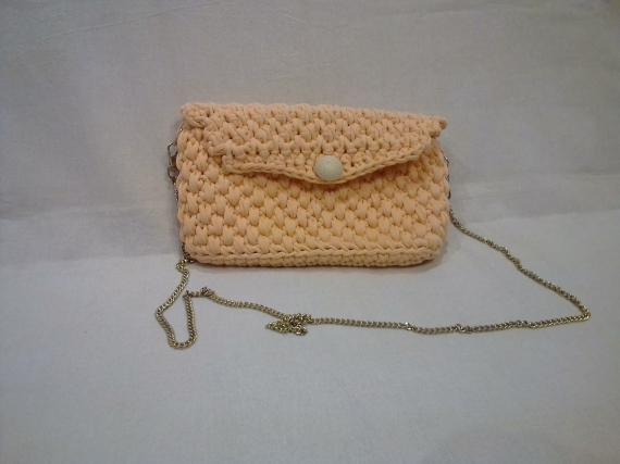 Клатч персиковый