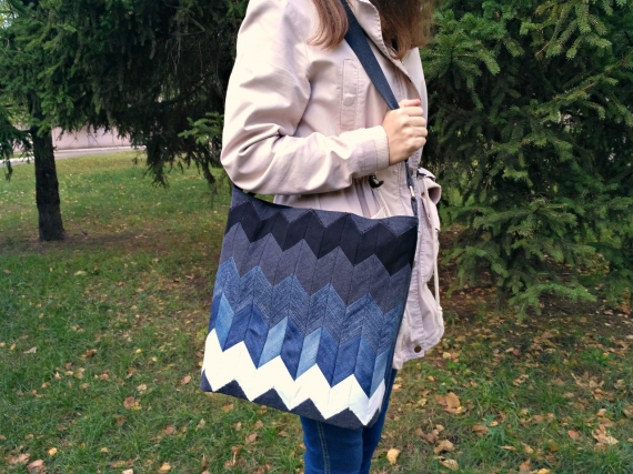 Женская джинсовая сумка на плечо, лоскутное шитье.