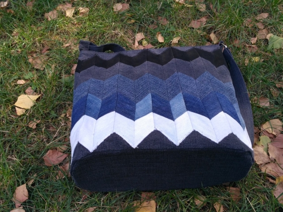 Женская джинсовая сумка на плечо, лоскутное шитье.