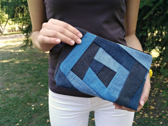 Косметичка джинсовая, лоскутное шитье. Крейзи.