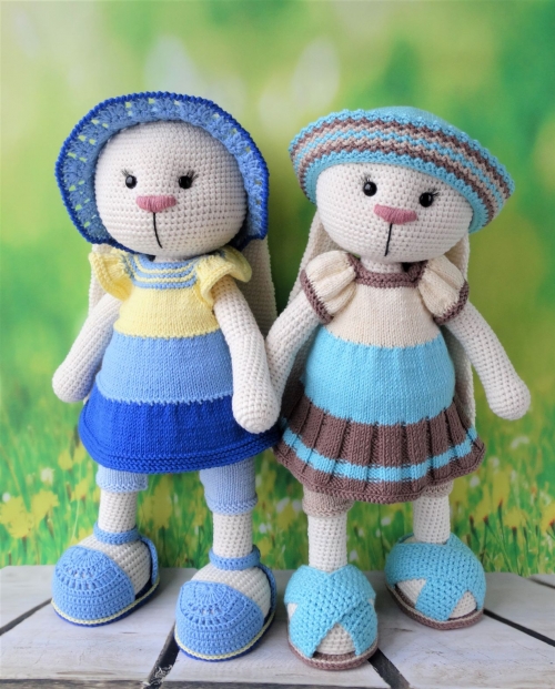 Вязаная зайка