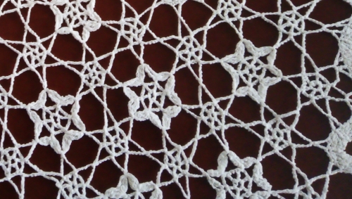 Скатерть в стиле брюггского кружева