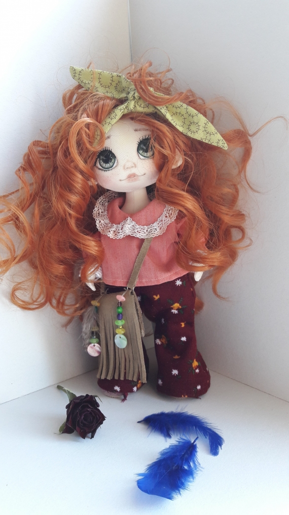 Кукла текстильная