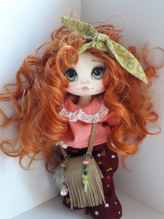 Кукла текстильная