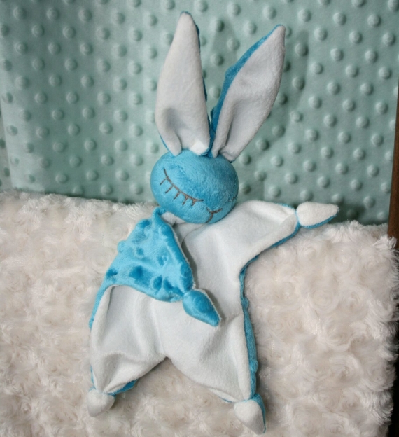 Зайка комфортер из плюша