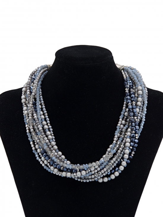Многорядные бусы серые