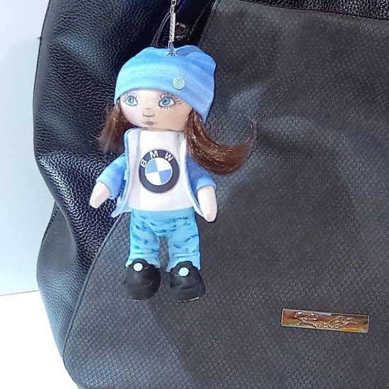 Куколка брелок автоледи БМВ