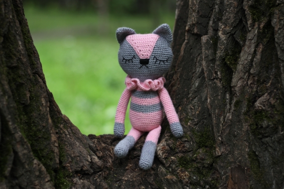 Милая серая Кошка вязаная крючком