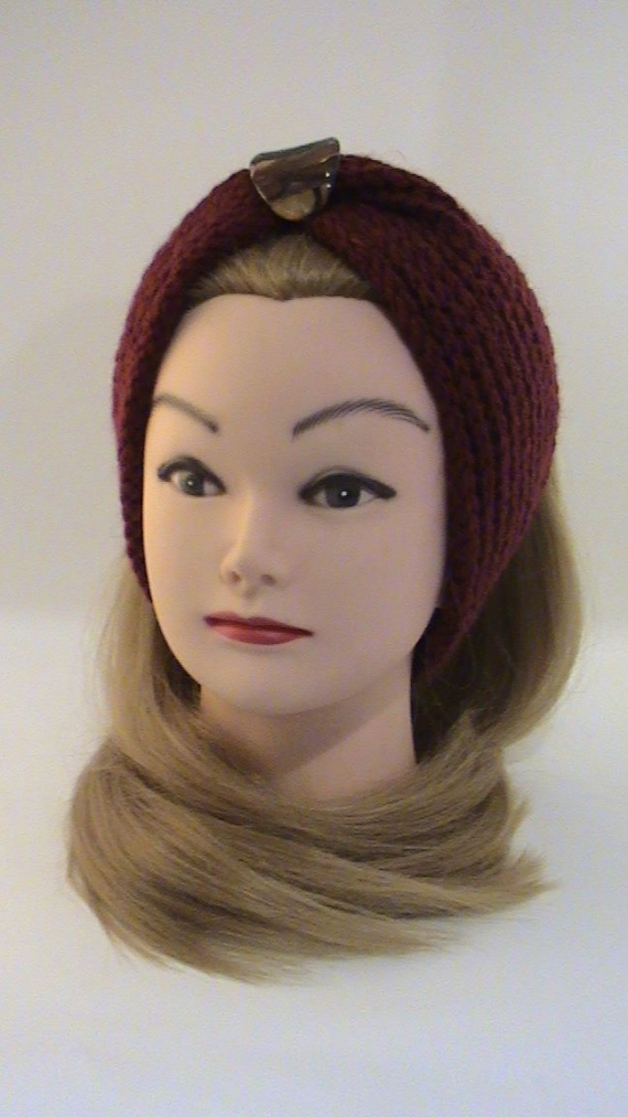 Повязка-чалма бордовая с брошью, вязаная