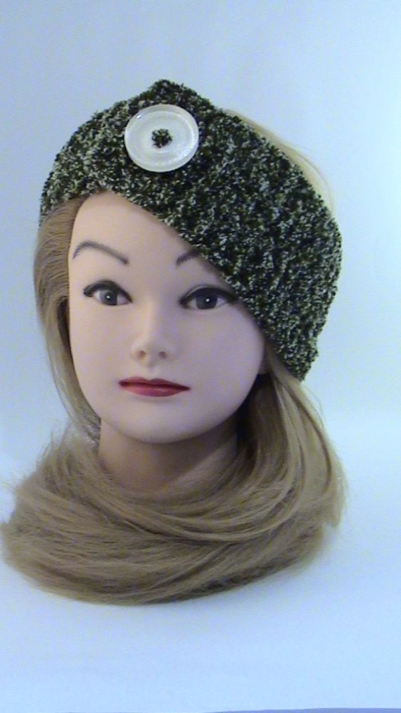 Повязка махровая с пуговицей вязаная