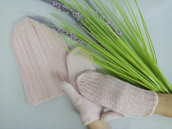 Комплект шапочка и варежки