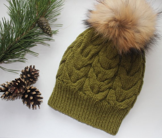 Шапочка с косами