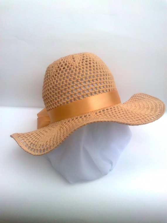 Шляпка летняя