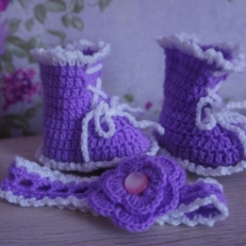 повязка и пинетки для девочки