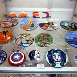 Деревянные медальоны