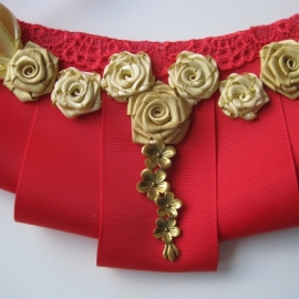 Золотистые цветы