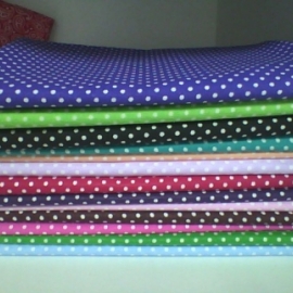 Ткань, кружево, ленты, сопутствующие товары для творчества