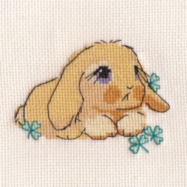 Вышитая картинка "Зайка Крош"