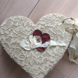 Открытка - сердце.