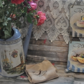 Декоративное панно "Пироженое"