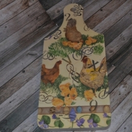 Декоративная разделочная доска "Петушки и курочки"