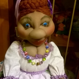 Кукла-грелка на чайник