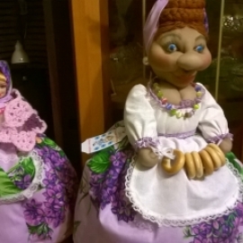 Кукла-грелка на чайник