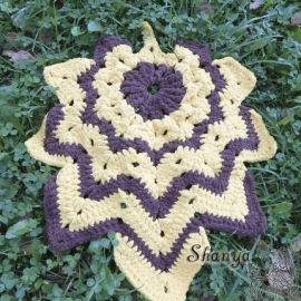 Прикроватный коврик "Кленовый лист"