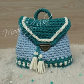 Рюкзак из трикотажной пряжи