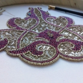 Люневильская вышивка/аппликация/нашивка из бисера "Узор"