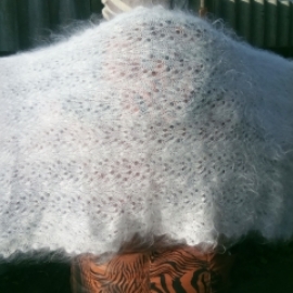 Пуховые палантины белые ажурные!!