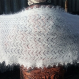 Пуховые палантины белые ажурные!!