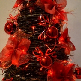 елка ручной работы