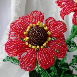 Гелениум из бисера