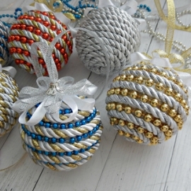 елочный шар