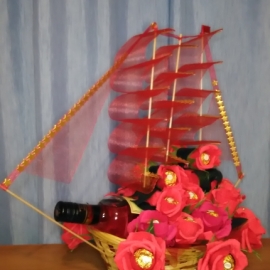 Корабль с конфетами