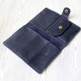 Кожаное портмоне, для паспорта, карт, банкнот и мелочи "Индиго"