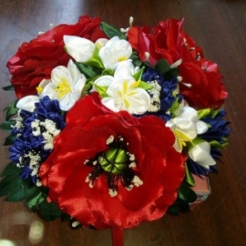 Шкатулка с зеркальцем + букет