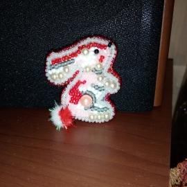 Брошь " Сказочный зайка"