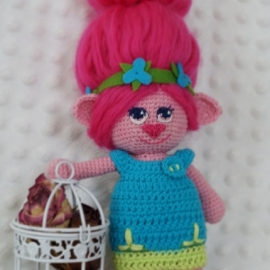 Розочка кукла связанная крючком