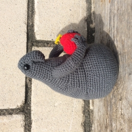 Вязаная игрушка  Влюбленный Ждун