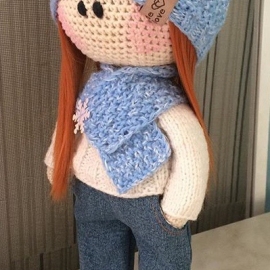 Вязаная кукла