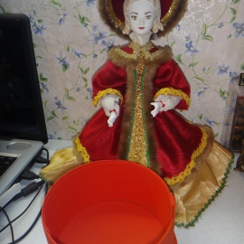 Кукла-шкатулка