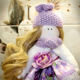 Текстильная интерьерная кукла