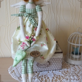 Кукла Тильда "Весенний ангел"